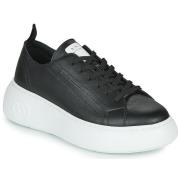 Lage Sneakers Armani Exchange XCC64-XDX043