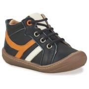 Hoge Sneakers GBB CALVO