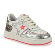 Lage Sneakers GBB ROMANA