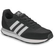 Lage Sneakers adidas RUN 60s 3.0