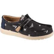 Lage Sneakers HEY DUDE Wally Stars N Skulls Print