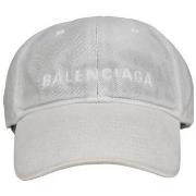 Pet Balenciaga -