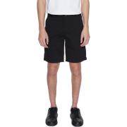 Korte Broek BOSS Chino-slim-Shorts 10248647 01 50513026