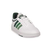 Fitness Schoenen adidas HOOPS 3