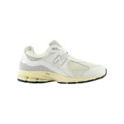 Sneakers New Balance 2002R