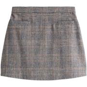 Rok Tommy Hilfiger -