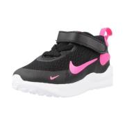 Sneakers Nike REVOLUTION 7