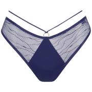 Tanga's Lisca Braziliaans laag uitgesneden Nightscape