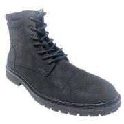 Sportschoenen MTNG Botín caballero MUSTANG 84679 negro