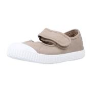 Sneakers Victoria 36605