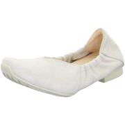 Mocassins Think -