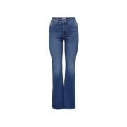 Straight Jeans Only -