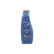 Zonverzorging Nivea Zonnebrandmelk Beschermt Hydrateert - SPF20