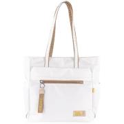 Boodschappentas Lois Aylmer