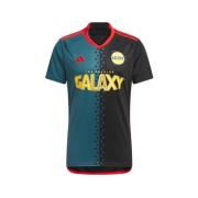 T-shirt adidas -