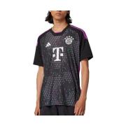 T-shirt adidas -