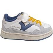 Lage Sneakers Victoria SMASH