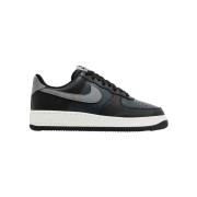 Sneakers Nike Air Force 1 '07 Smoke Grey