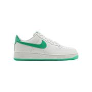 Sneakers Nike Air Force 1 Low '07 Patent Platinum Tint Stadium Green
