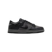 Sneakers Nike Dunk Low Black Roses (Women's)