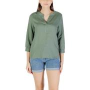 Blouse Street One Sol_splitneck blouse 345391
