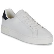 Lage Sneakers Armani Exchange LONDON ACTION