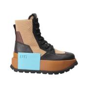 Enkellaarzen United nude -