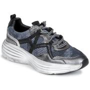 Lage Sneakers Regard NIMES