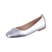 Ballerina's Unisa Basmi