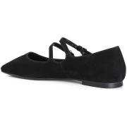 Ballerina's Café Noir C1XV1059