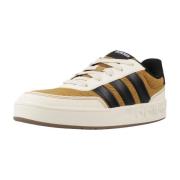 Lage Sneakers adidas BREAKBASE J