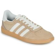 Lage Sneakers adidas BREAKNET SLEEK