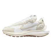 Lage Sneakers Nike Vaporwaffle Sacai Sail Gum