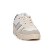 Sneakers Mustang 242 ICE