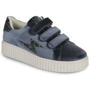 Lage Sneakers Vanessa Wu BILLIE