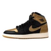 Sneakers Nike 1 Retro High OG Black Metallic Gold