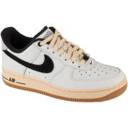 Lage Sneakers Nike Wmns Air Force 1 07