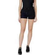 Korte Broek Guess BRITNEY V3GD13 KB3P2