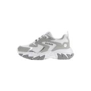 Lage Sneakers Guess FLPNTSELE12