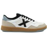 Lage Sneakers Munich Arrow 4011074