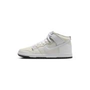 Hoge Sneakers Nike SB Dunk High Antihero Skateboards