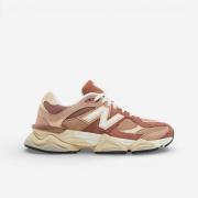 Lage Sneakers New Balance 9060 Sparrow Flat Taupe
