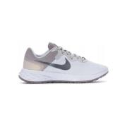 Lage Sneakers Nike Revolution 6 NN