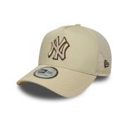 Pet New-Era Outline ef trucker neyyan