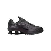 Lage Sneakers Nike -shox-r4-cave-purple-black