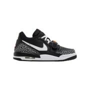 Lage Sneakers Nike Jordan Legacy 312 Low Black White Safety Orange (GS...