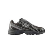 Lage Sneakers New Balance 740 Black Metallic
