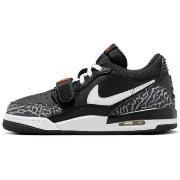Lage Sneakers Nike Legacy 312 Low Black White Safety Orange