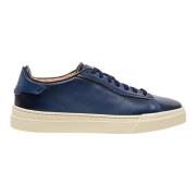 Blauwe Handgemaakte Geperforeerde Leren Sneaker Santoni , Blue , Heren