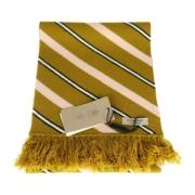 Pre-owned Wool scarves Burberry Vintage , Yellow , Dames